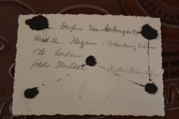 Preview: altes Gruppenfoto Stuka Geschwader I ????  Ritterkreuzträger Oberstleutnant Walter Hagen in der Mitte und anscheinend auch FW. Hachtel